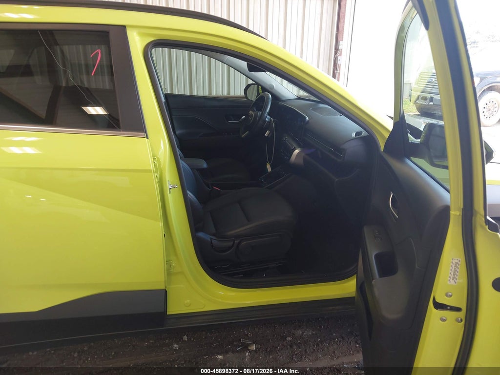 2024 Hyundai Kona Limited photo 5