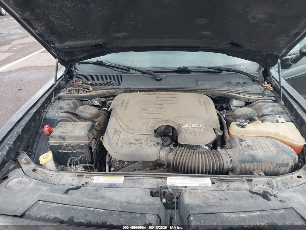 2012 Dodge Challenger SXT photo 10