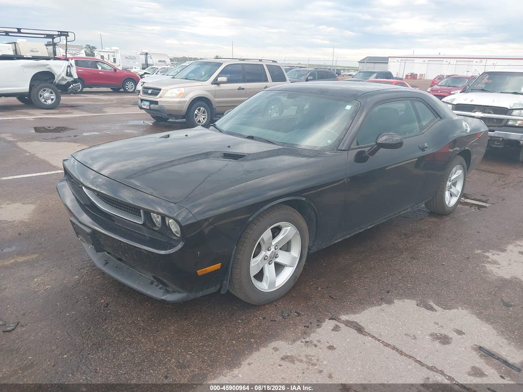 2012 Dodge Challenger SXT photo 2