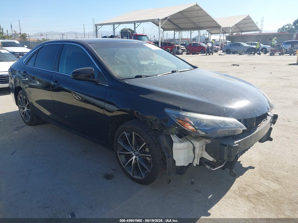 2017 Toyota Camry XSE V6 photo 1