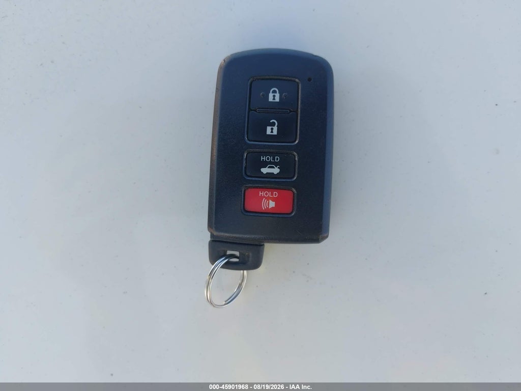 2017 Toyota Camry XSE V6 photo 11