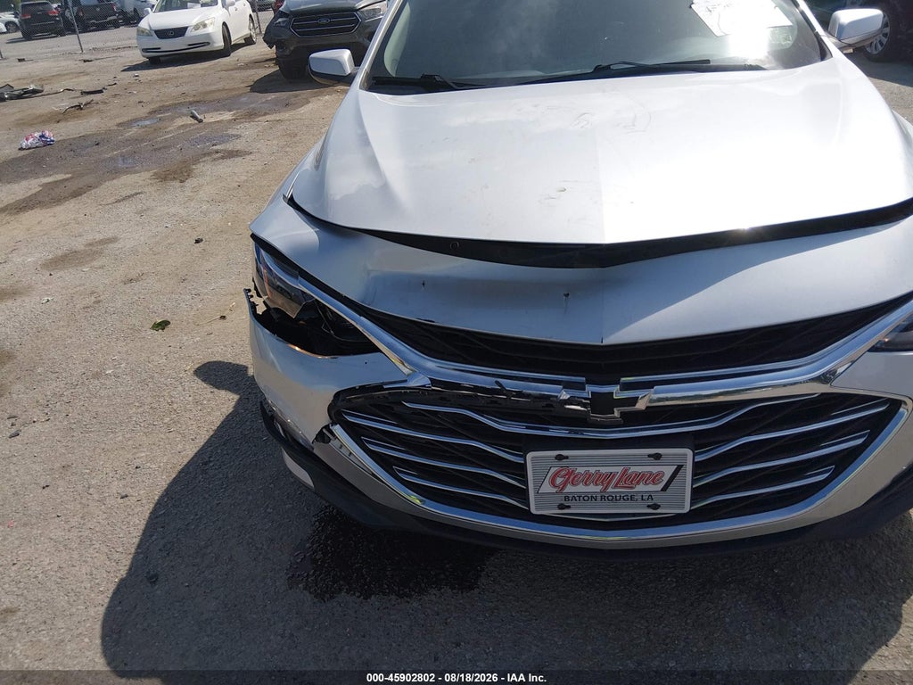 2022 Chevrolet Malibu FWD LT photo 6