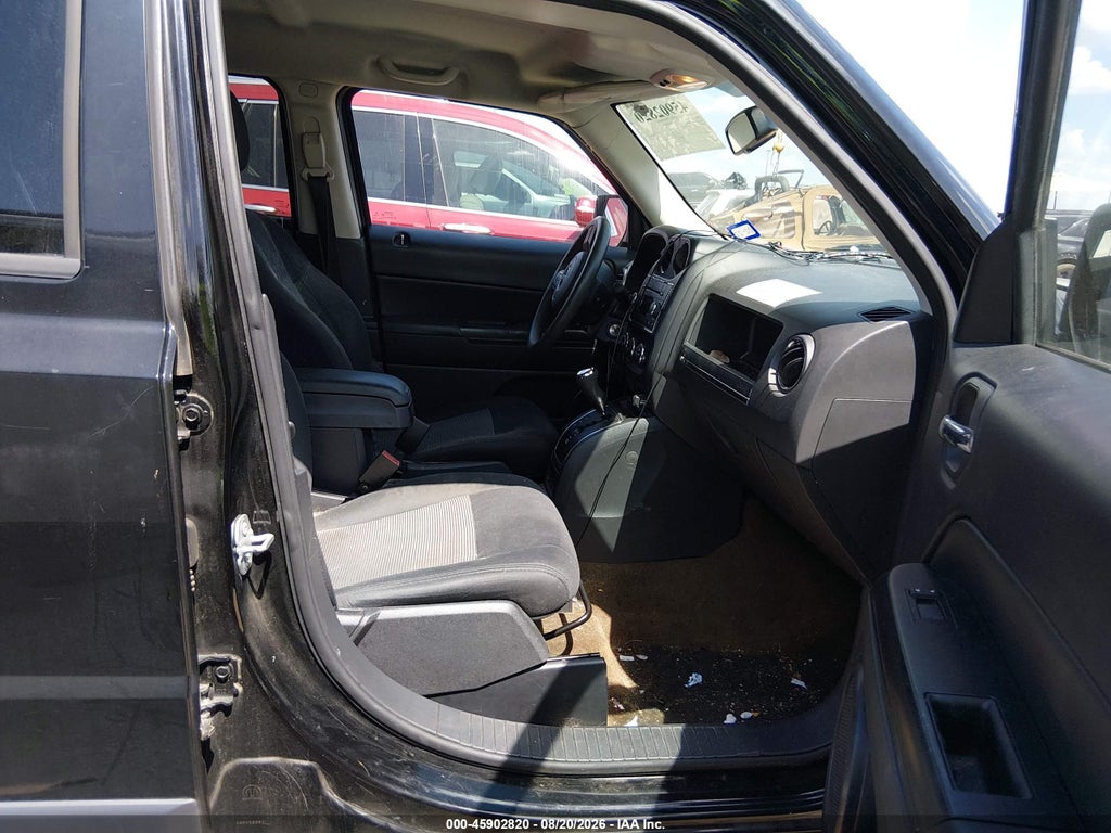 2016 Jeep Patriot Sport photo 5