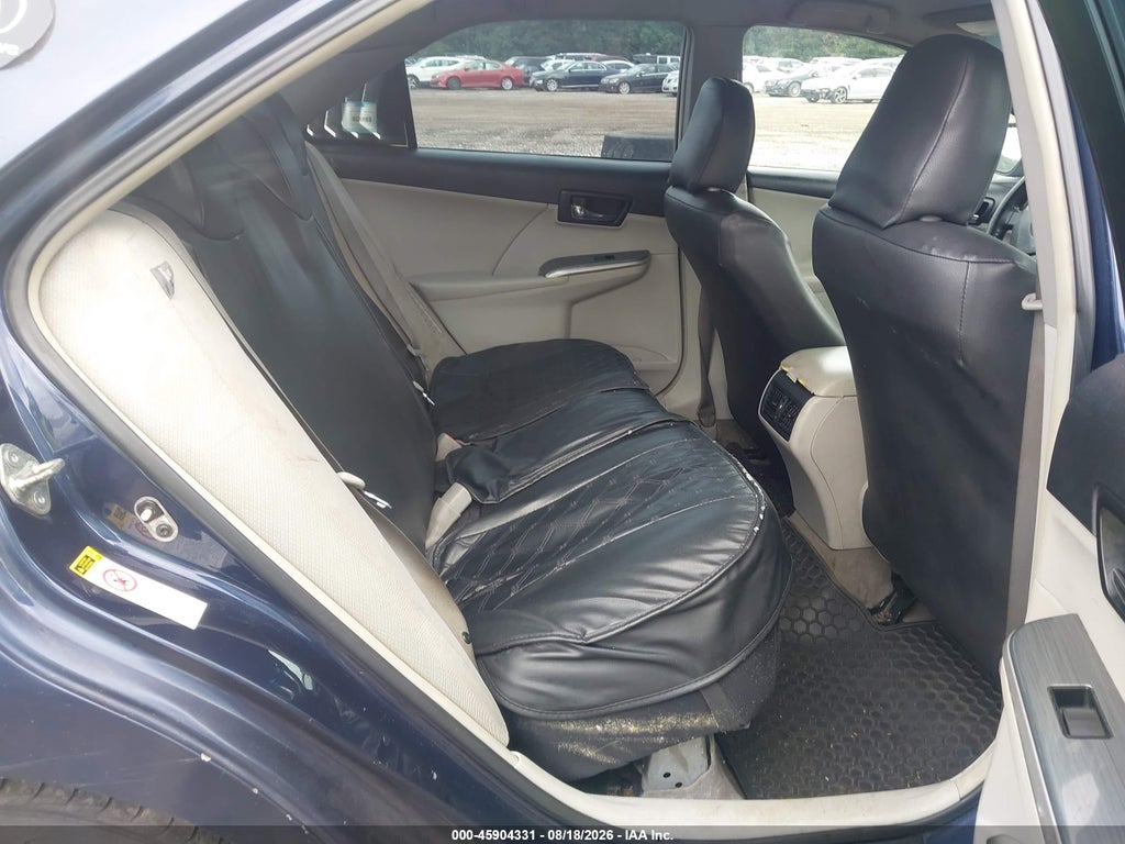 2014 Toyota Camry Hybrid XLE photo 8