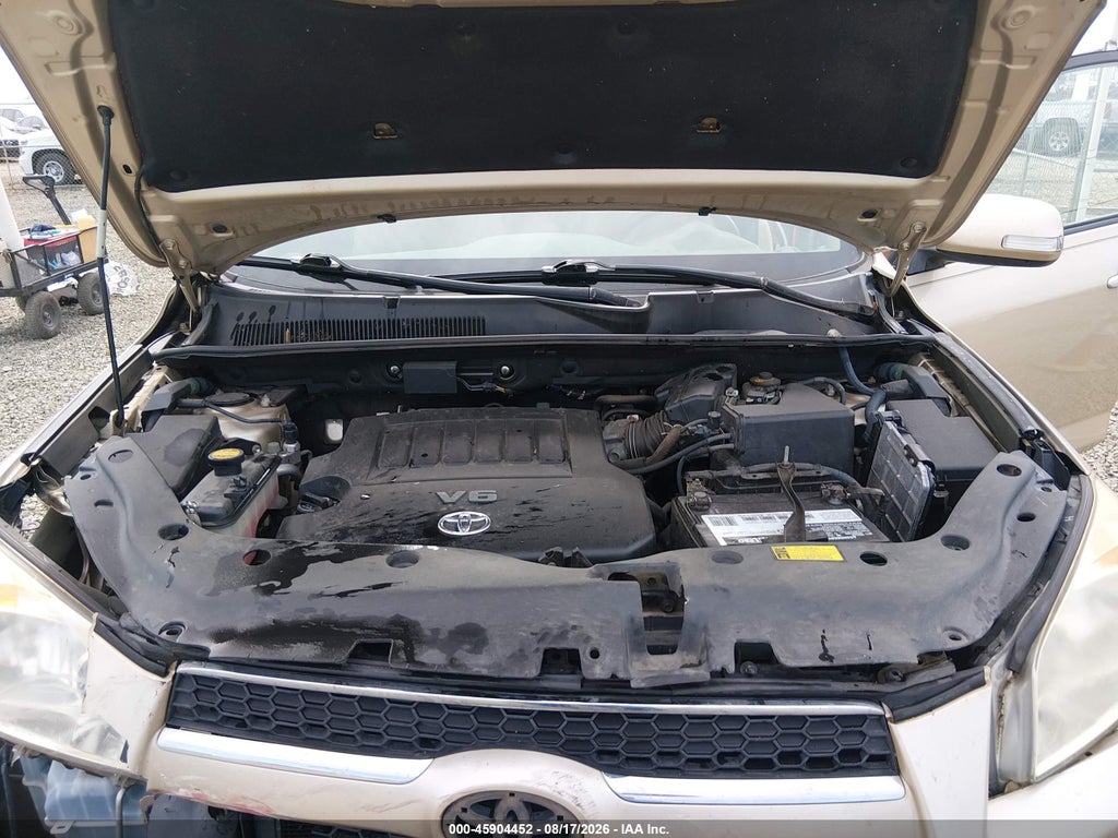 2009 Toyota RAV4 Limited photo 10