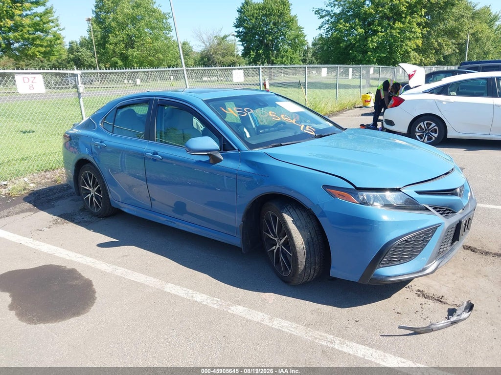 TOYOTA CAMRY 2023