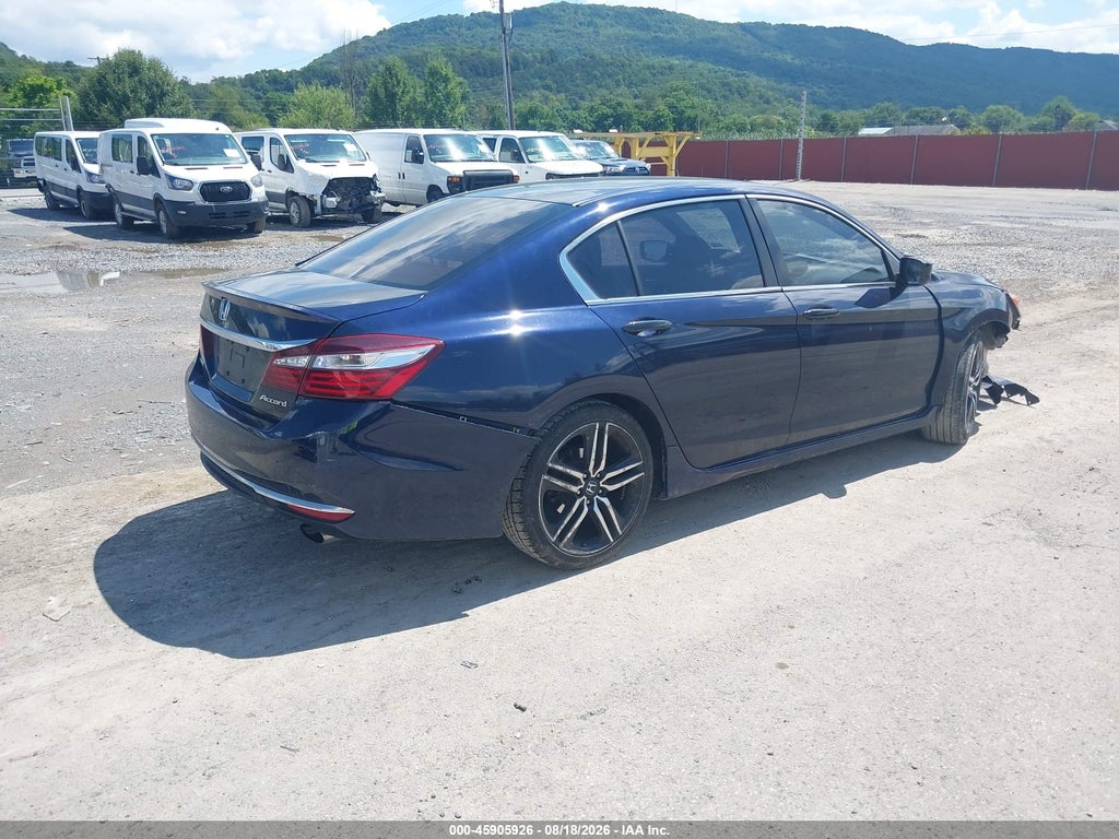 2017 Honda Accord Sport photo 4