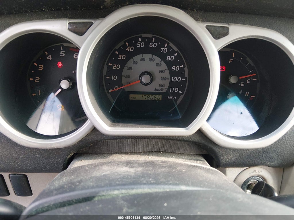 2005 Toyota 4RUNNER SR5 V6 photo 7