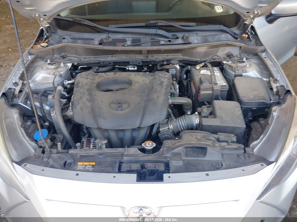 2017 Toyota Yaris IA photo 10