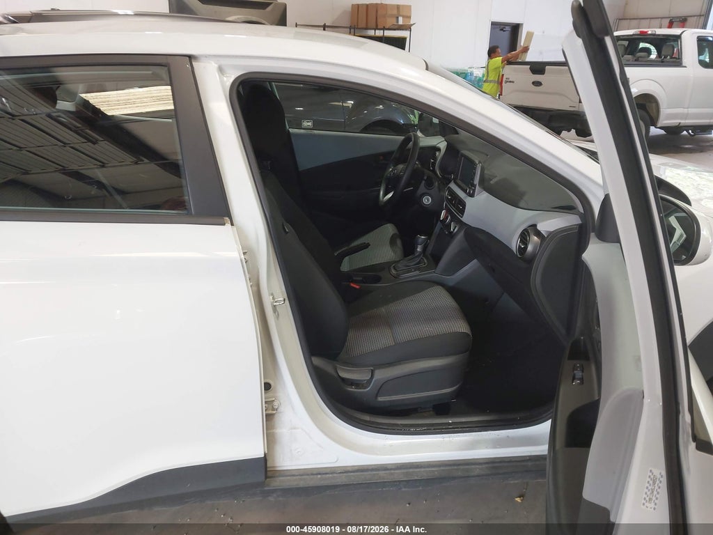 2020 Hyundai Kona SE photo 5