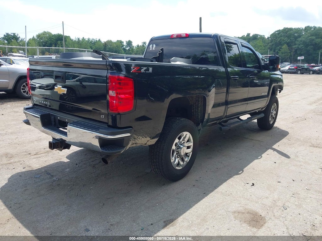 2019 Chevrolet Silverado 2500HD LT photo 4