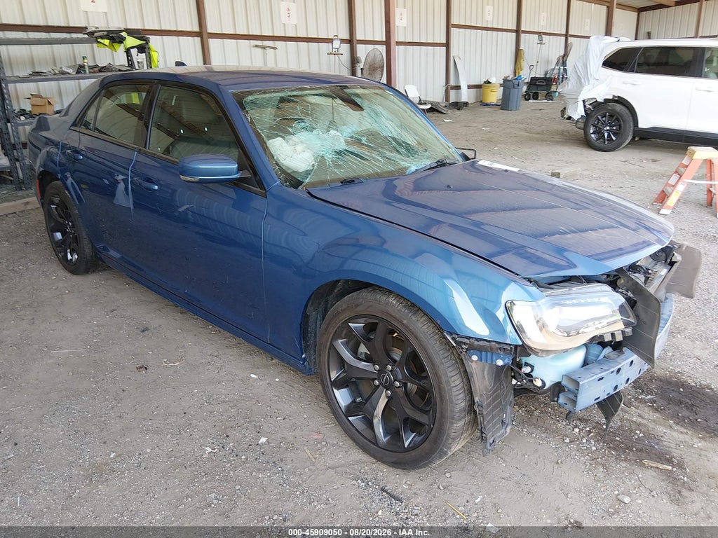 CHRYSLER 300 2021