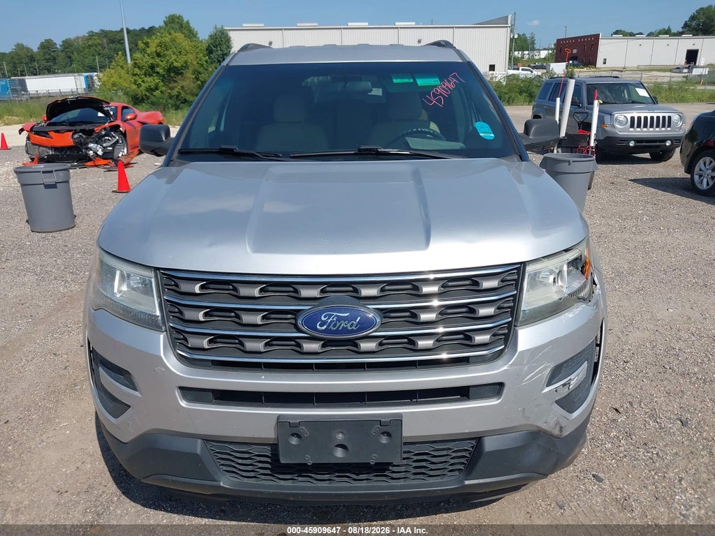 2017 Ford Explorer photo 6