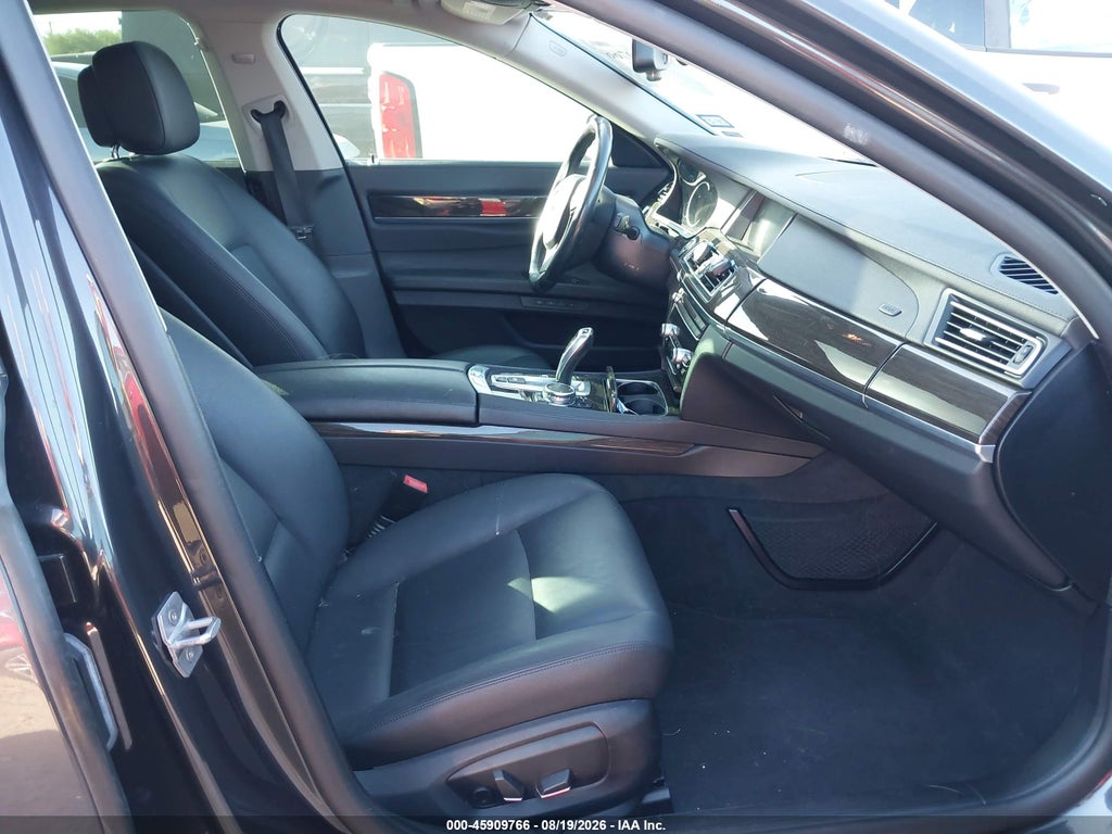 2015 BMW 740I photo 5