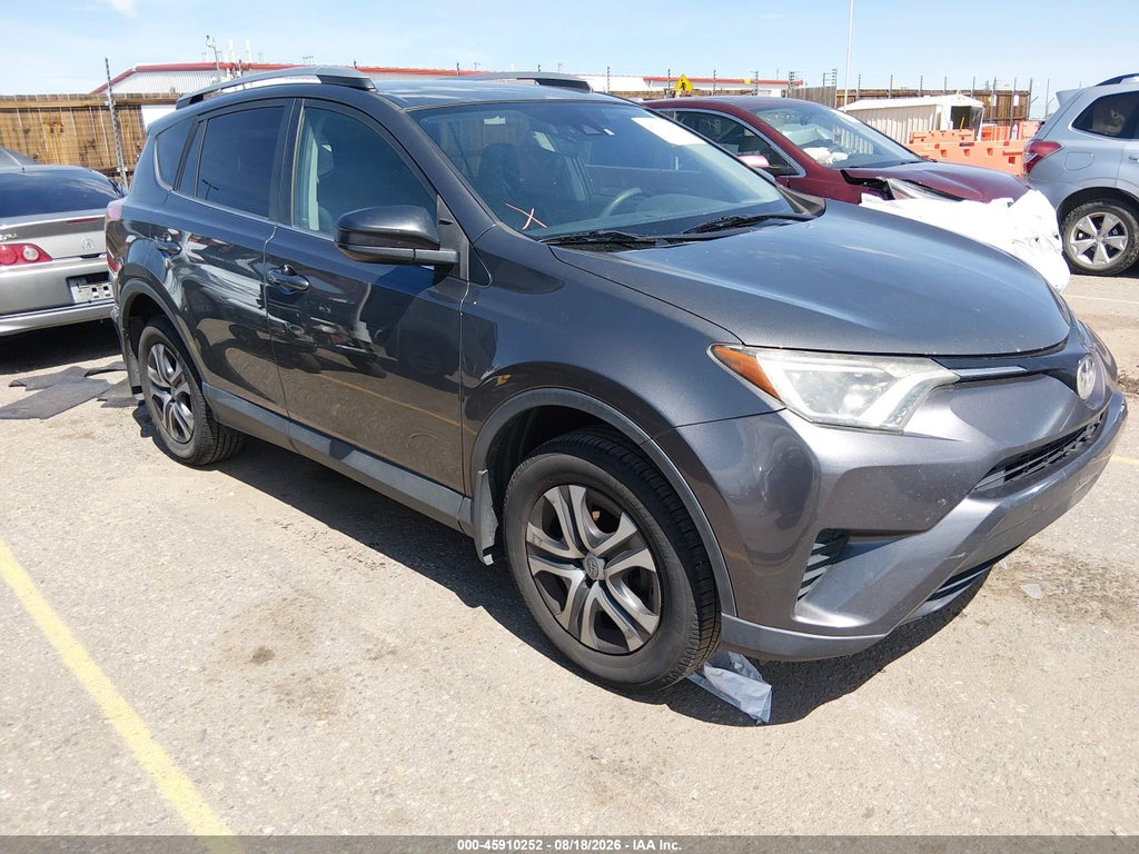 2017 Toyota RAV4 LE photo 1