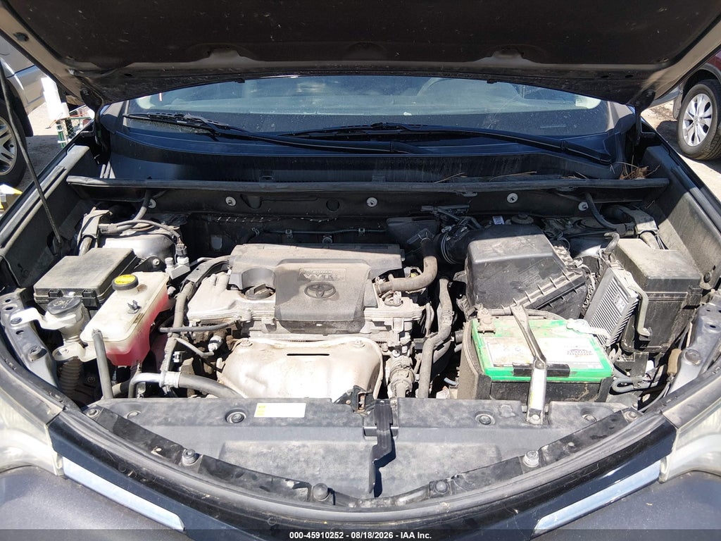 2017 Toyota RAV4 LE photo 10