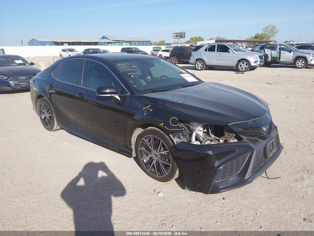 TOYOTA CAMRY 2022