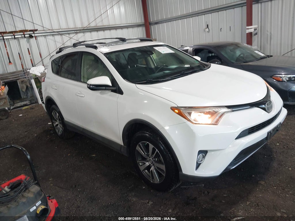 2018 Toyota RAV4 XLE photo 1