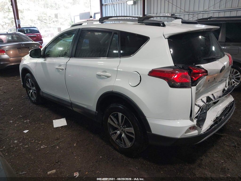 2018 Toyota RAV4 XLE photo 3
