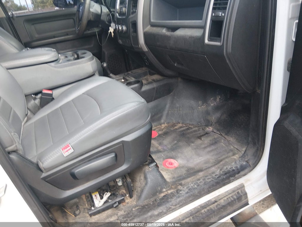 2018 Ram 2500 Tradesman 4X4 8' Box photo 5