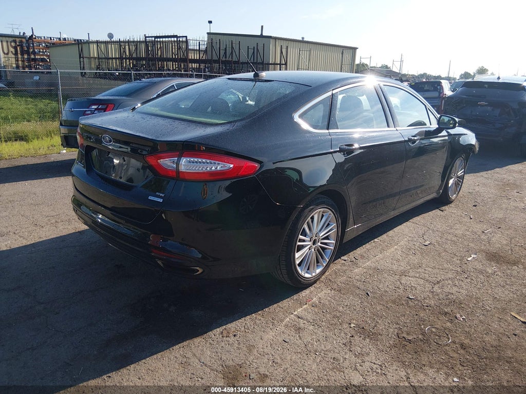 2016 Ford Fusion SE photo 4