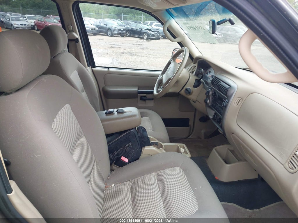 2005 Ford Explorer Sport Trac Adrenalin/XLS/XLT photo 5