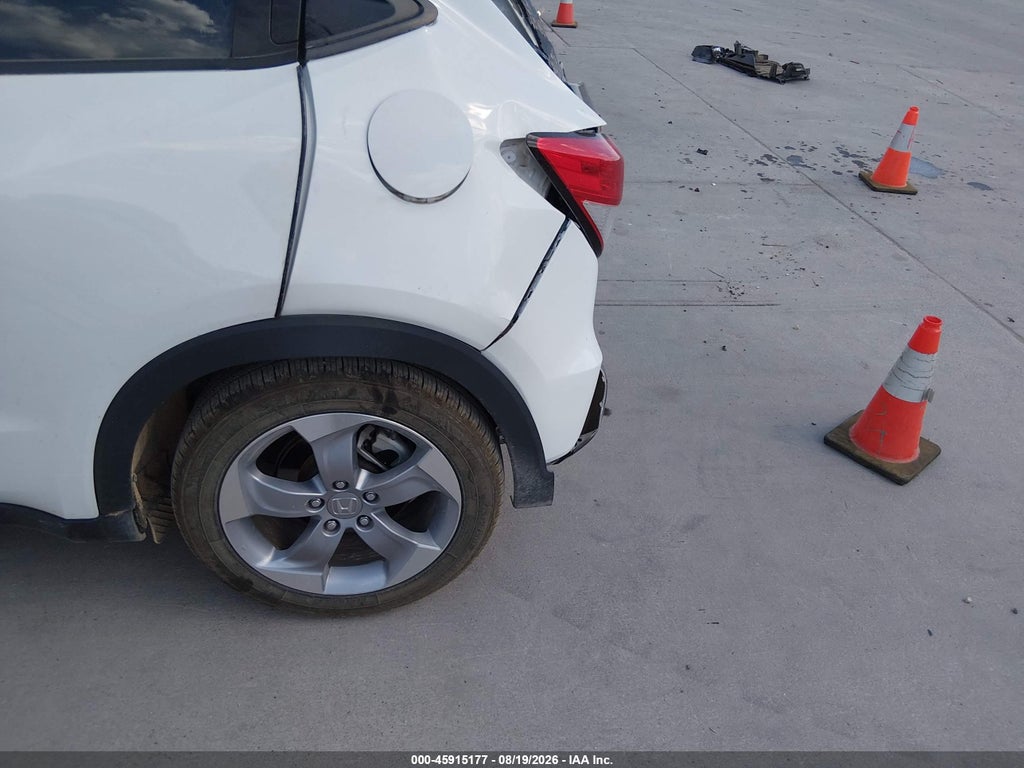2022 Honda HR-V 2WD LX photo 6
