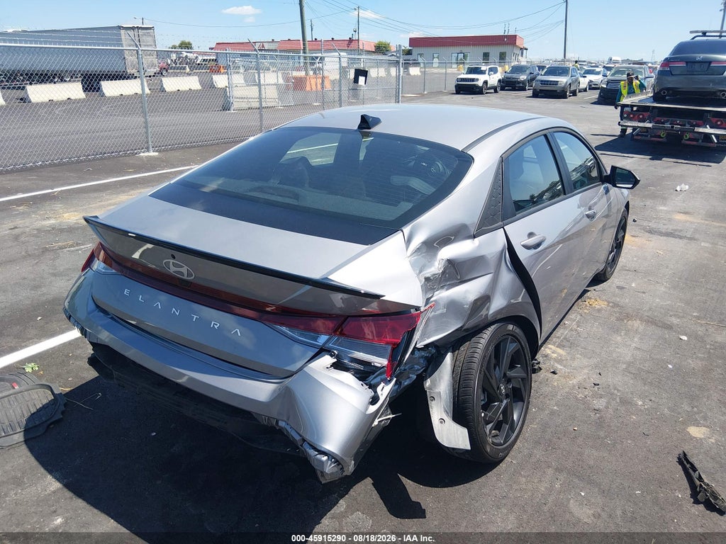2026 Hyundai Elantra SEL Sport photo 4