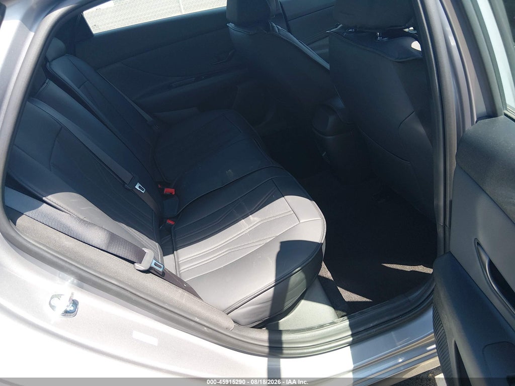 2026 Hyundai Elantra SEL Sport photo 8