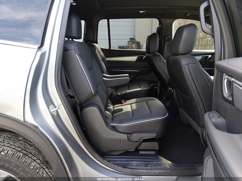 2026 Buick Enclave photo 8