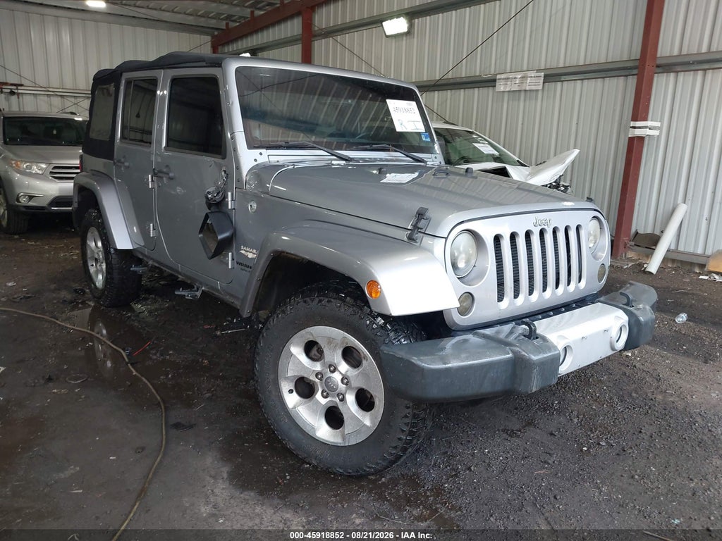 2013 Jeep Wrangler Unlimited Sahara photo 1