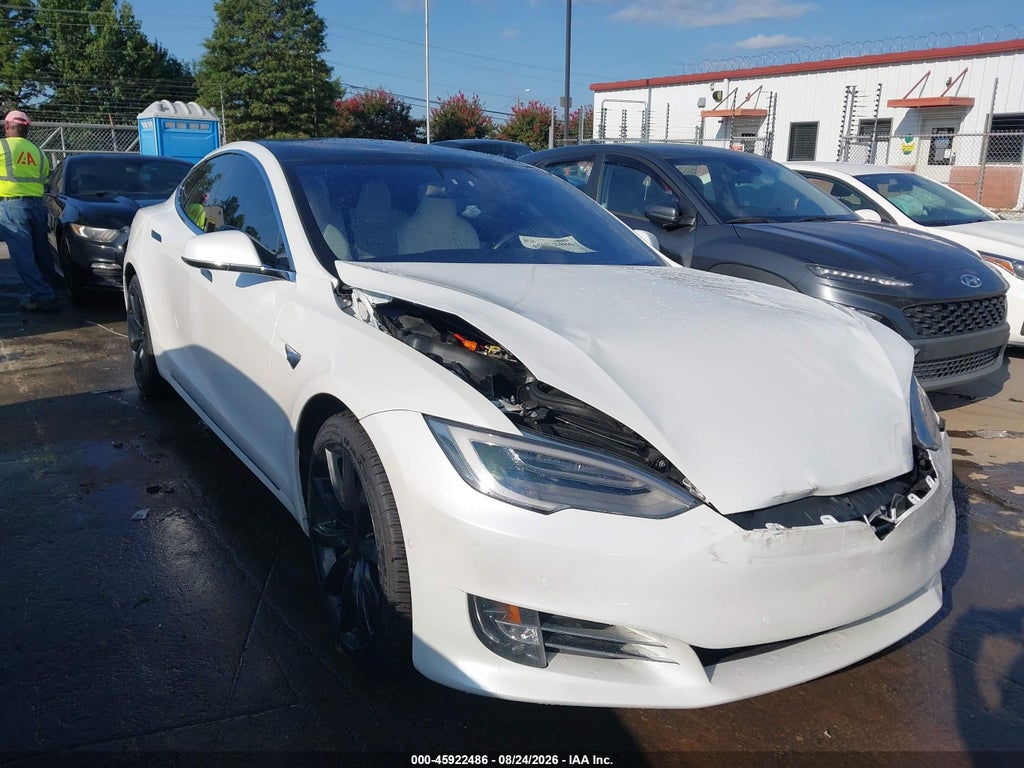 TESLA MODEL S 2020