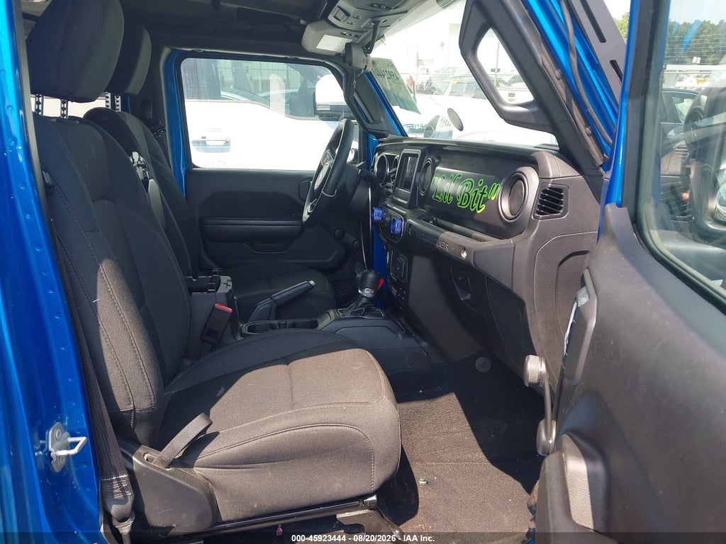 2023 Jeep Wrangler 4-Door Sport 4X4 photo 5