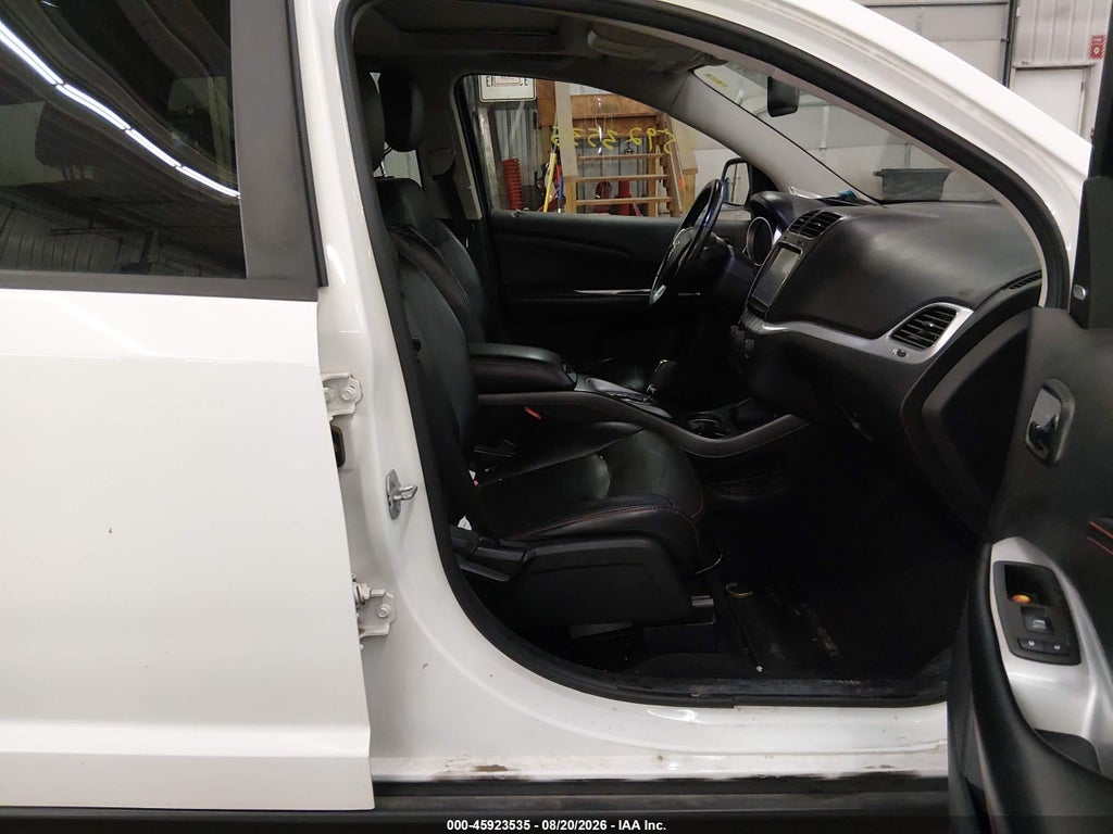 2015 Dodge Journey R/T photo 5