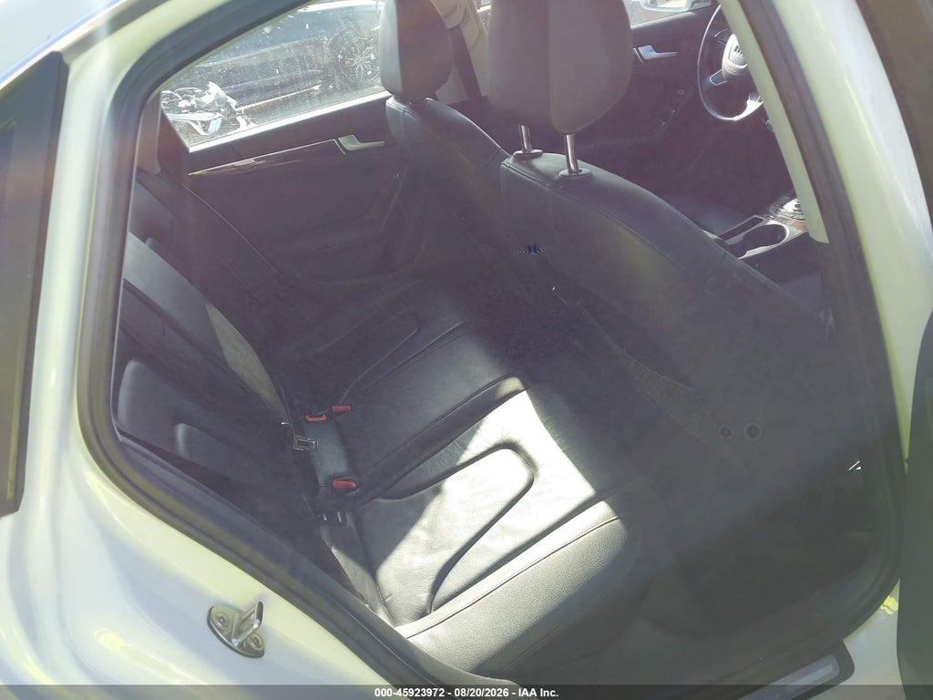 2015 Audi A4 2.0T Premium photo 8