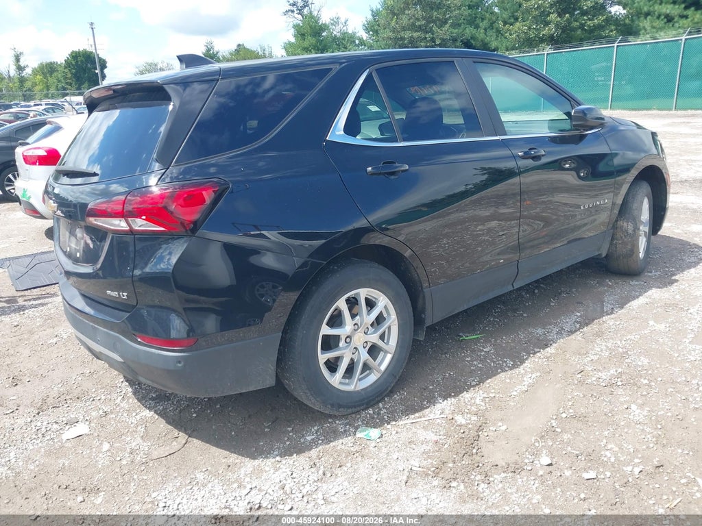 2024 Chevrolet Equinox AWD LT photo 4