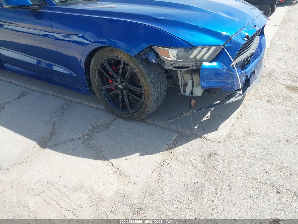 2017 Ford Mustang Ecoboost photo 6
