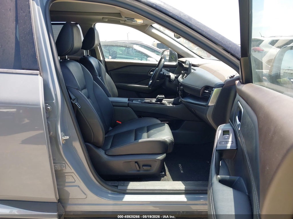 2021 Nissan Rogue SL FWD photo 5