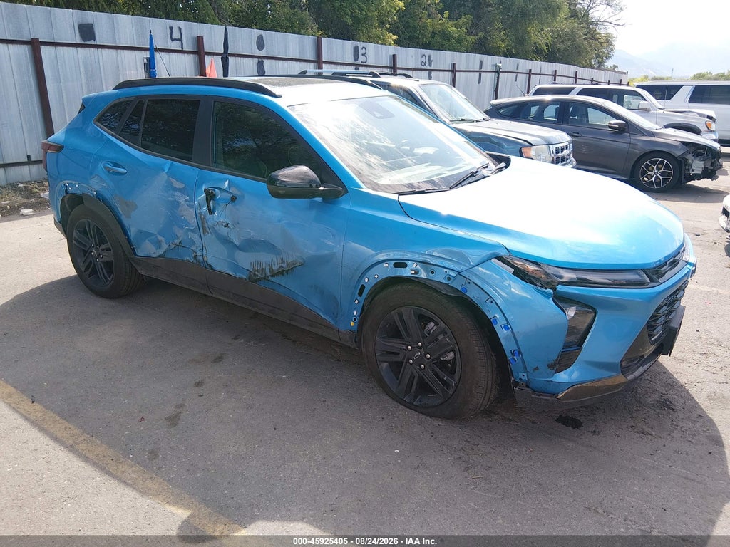 2025 Chevrolet Trax FWD Activ photo 1