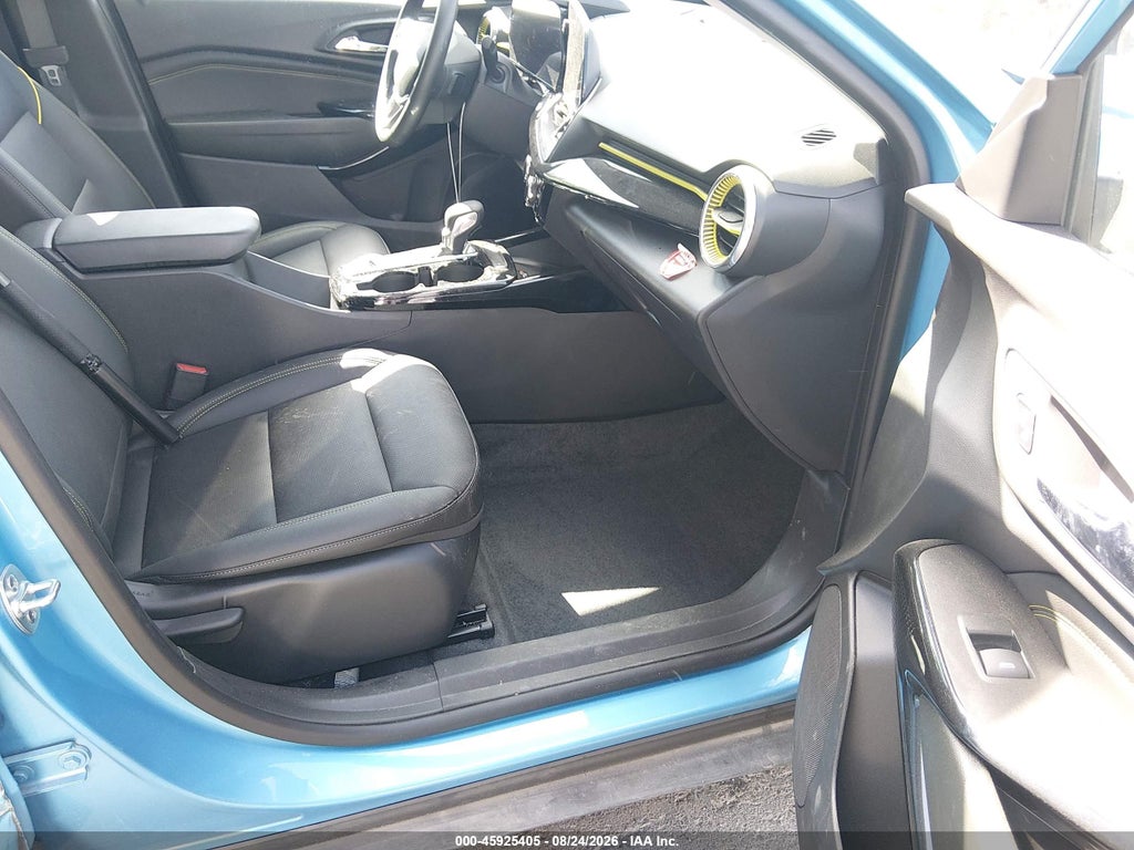 2025 Chevrolet Trax FWD Activ photo 5
