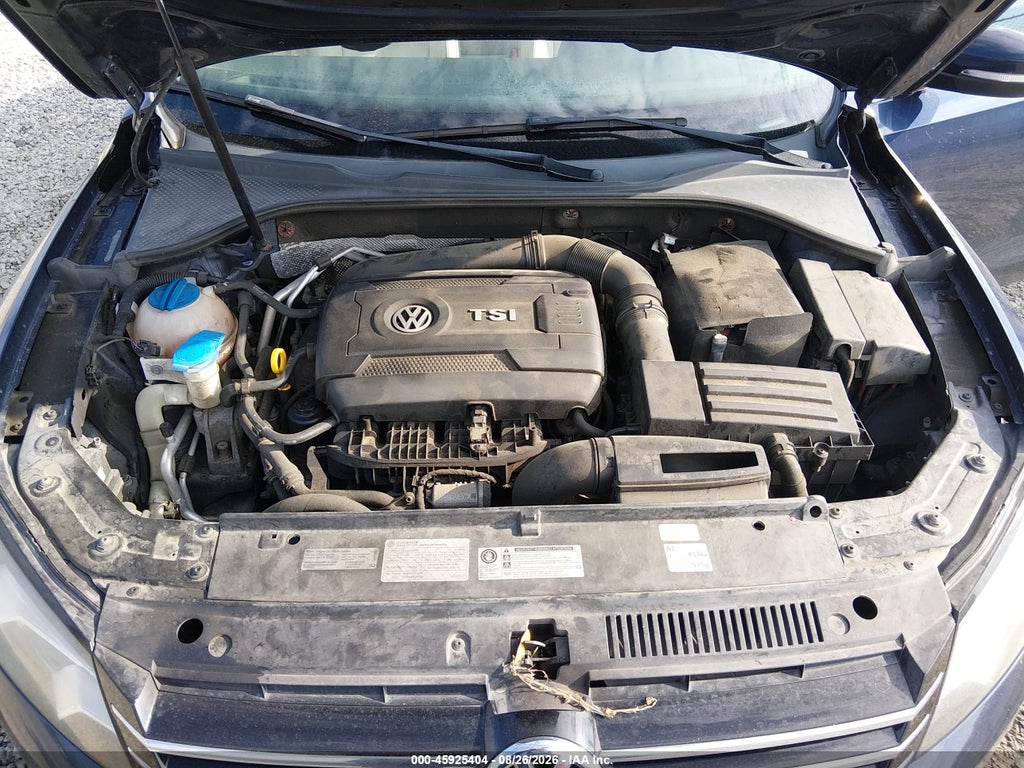 2014 Volkswagen Passat 1.8T SE photo 10