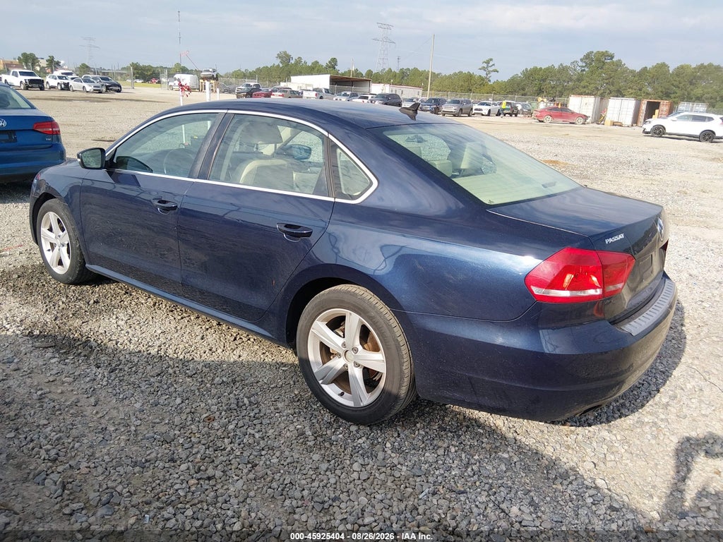2014 Volkswagen Passat 1.8T SE photo 3