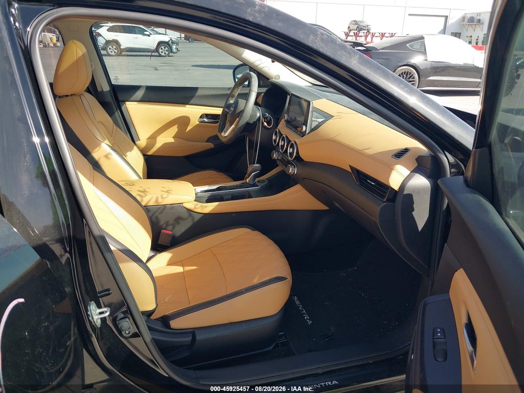 2024 Nissan Sentra SV Xtronic CVT photo 5