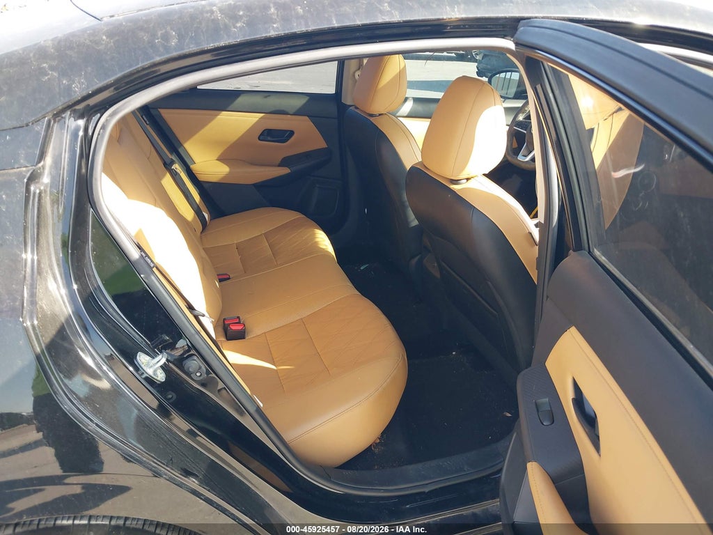 2024 Nissan Sentra SV Xtronic CVT photo 8