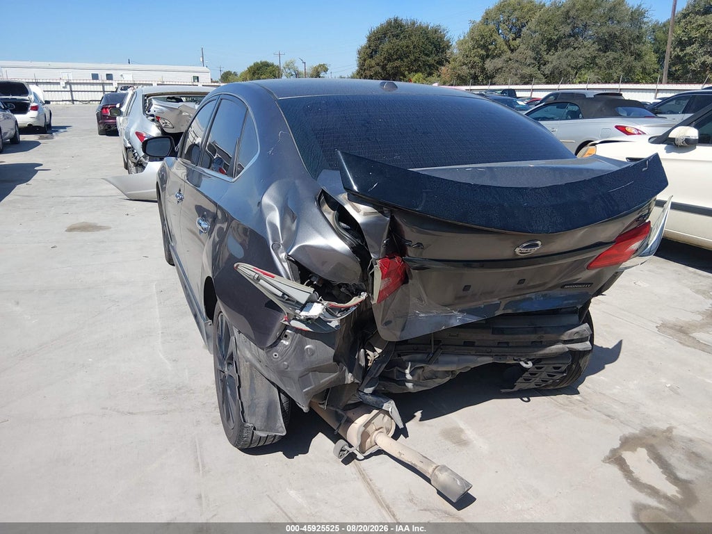 2018 Nissan Sentra SR photo 3
