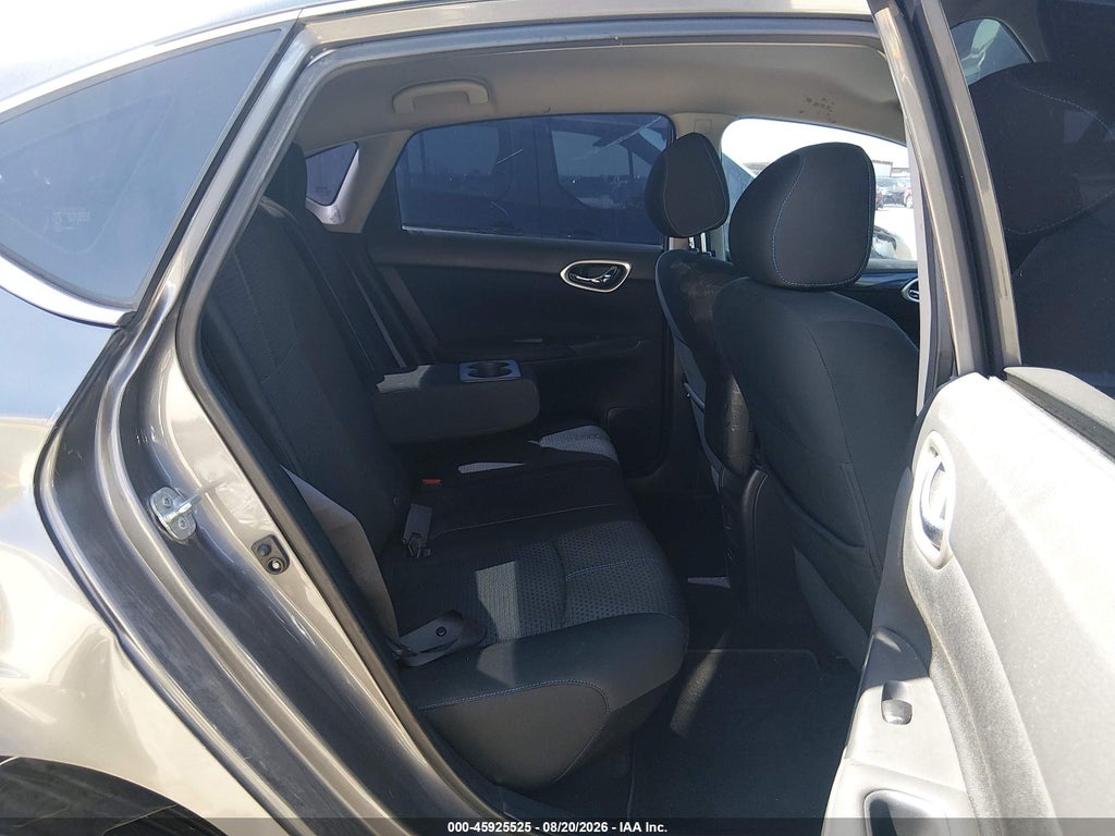 2018 Nissan Sentra SR photo 8