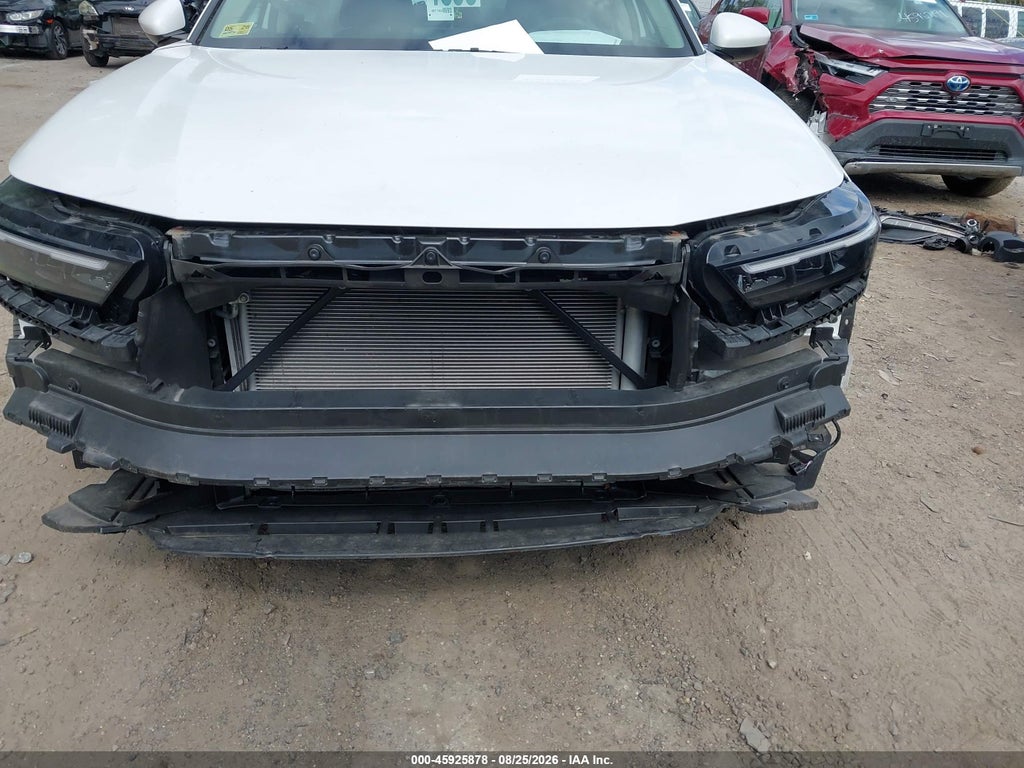 2023 Honda Accord LX photo 6