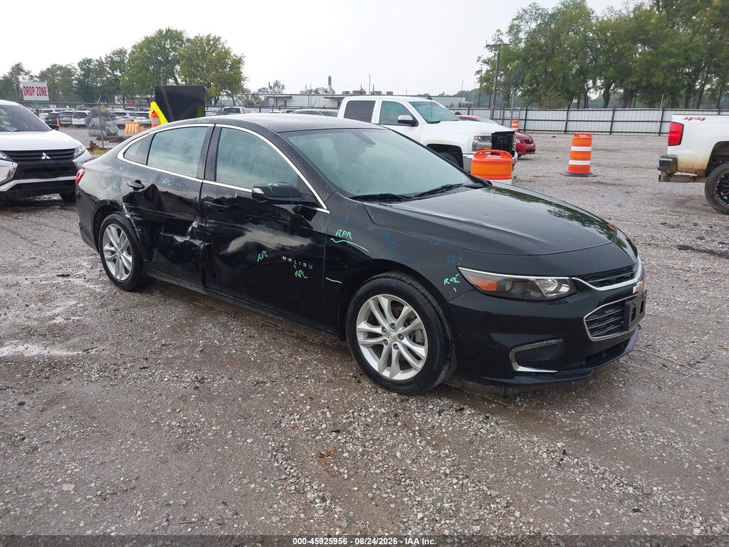 2017 Chevrolet Malibu 1LT photo 1