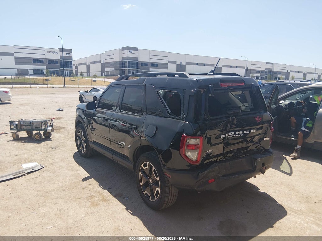 2023 Ford Bronco Sport Outer Banks photo 3