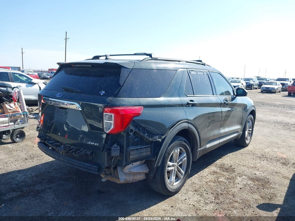 2022 Ford Explorer XLT photo 4